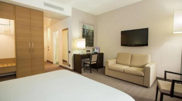 Ariha Hotel