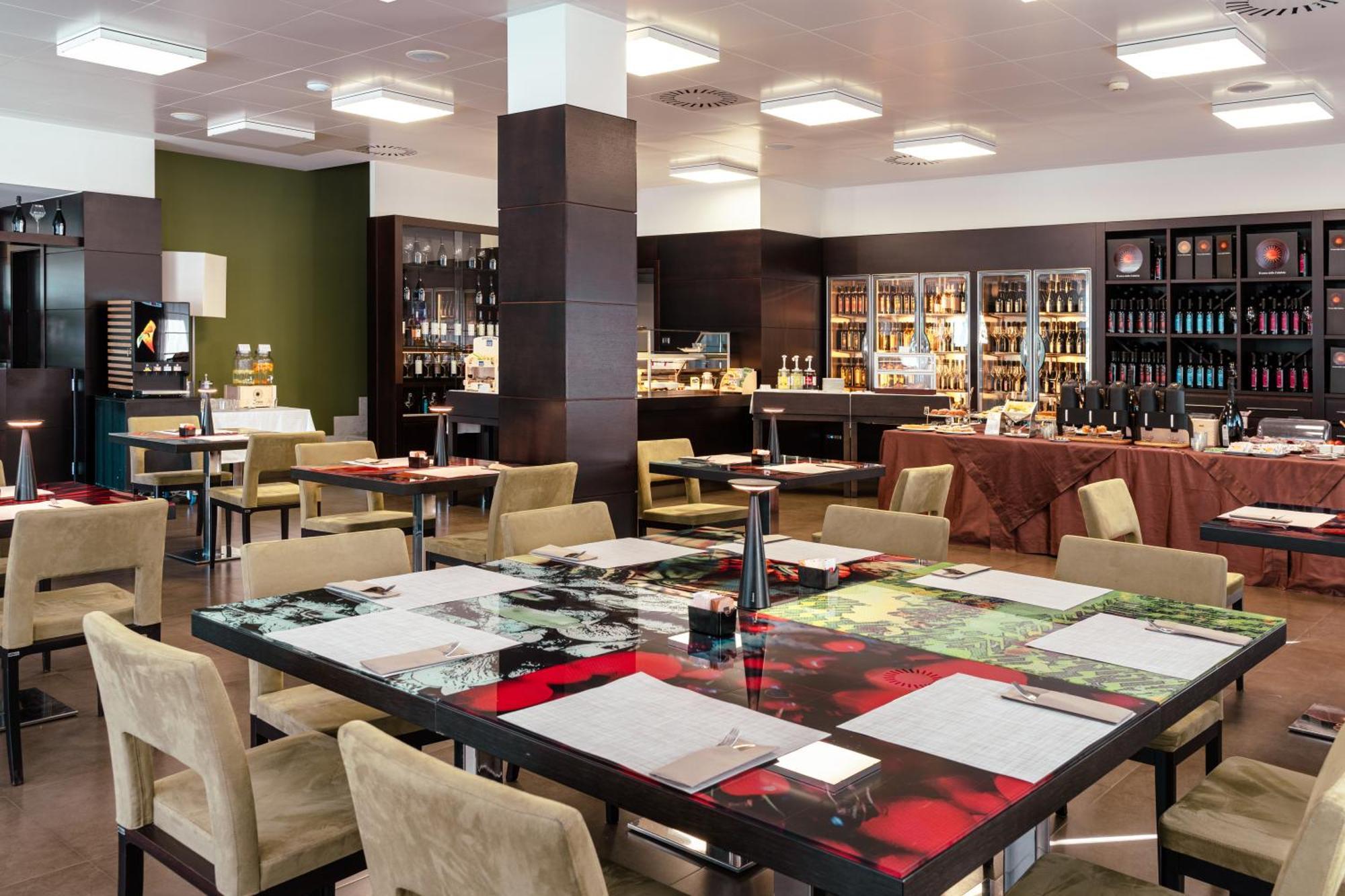 Ariha Hotel